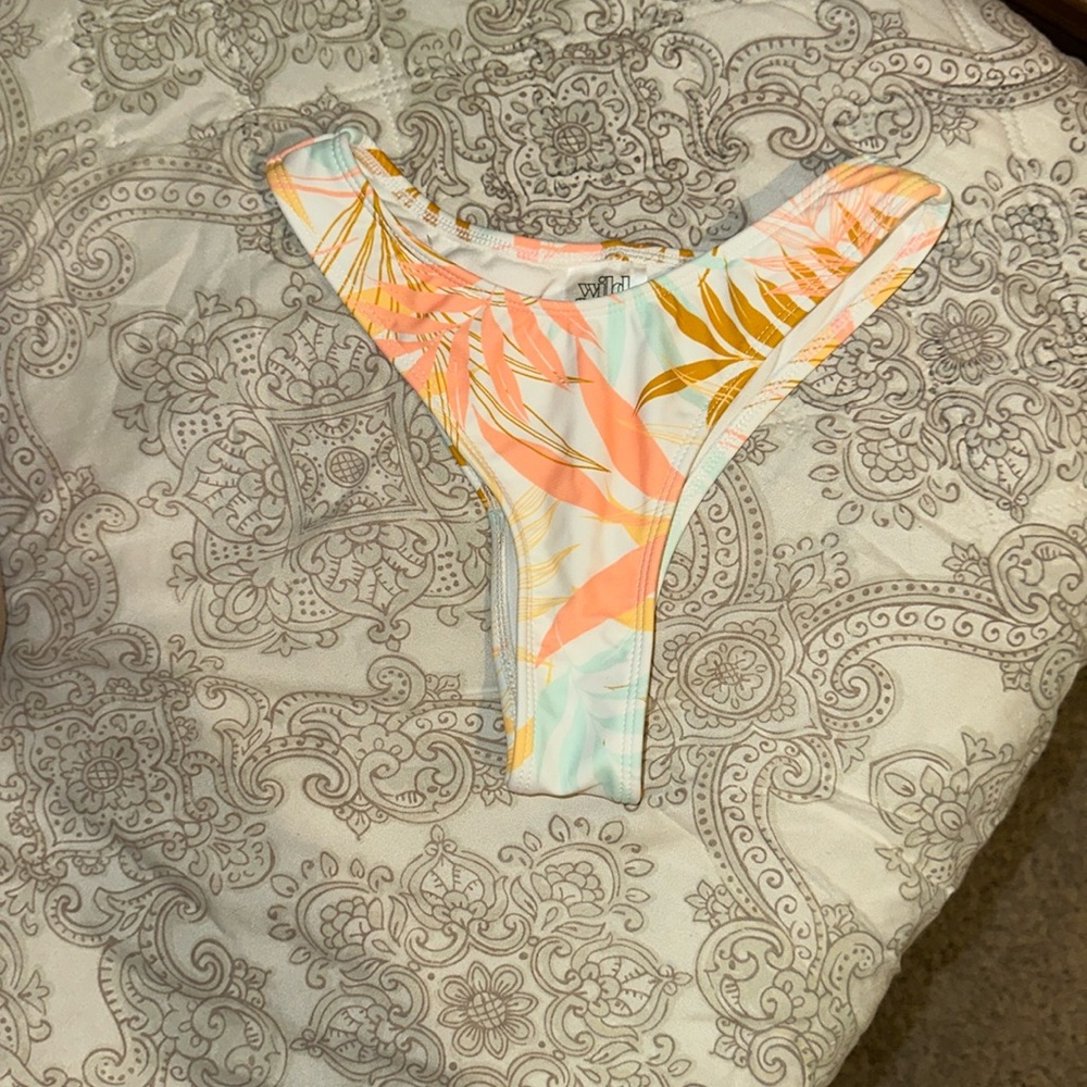 NWOT XXS HAWAIIAN XTRA CHEEKY BIKINI BOTTOMS